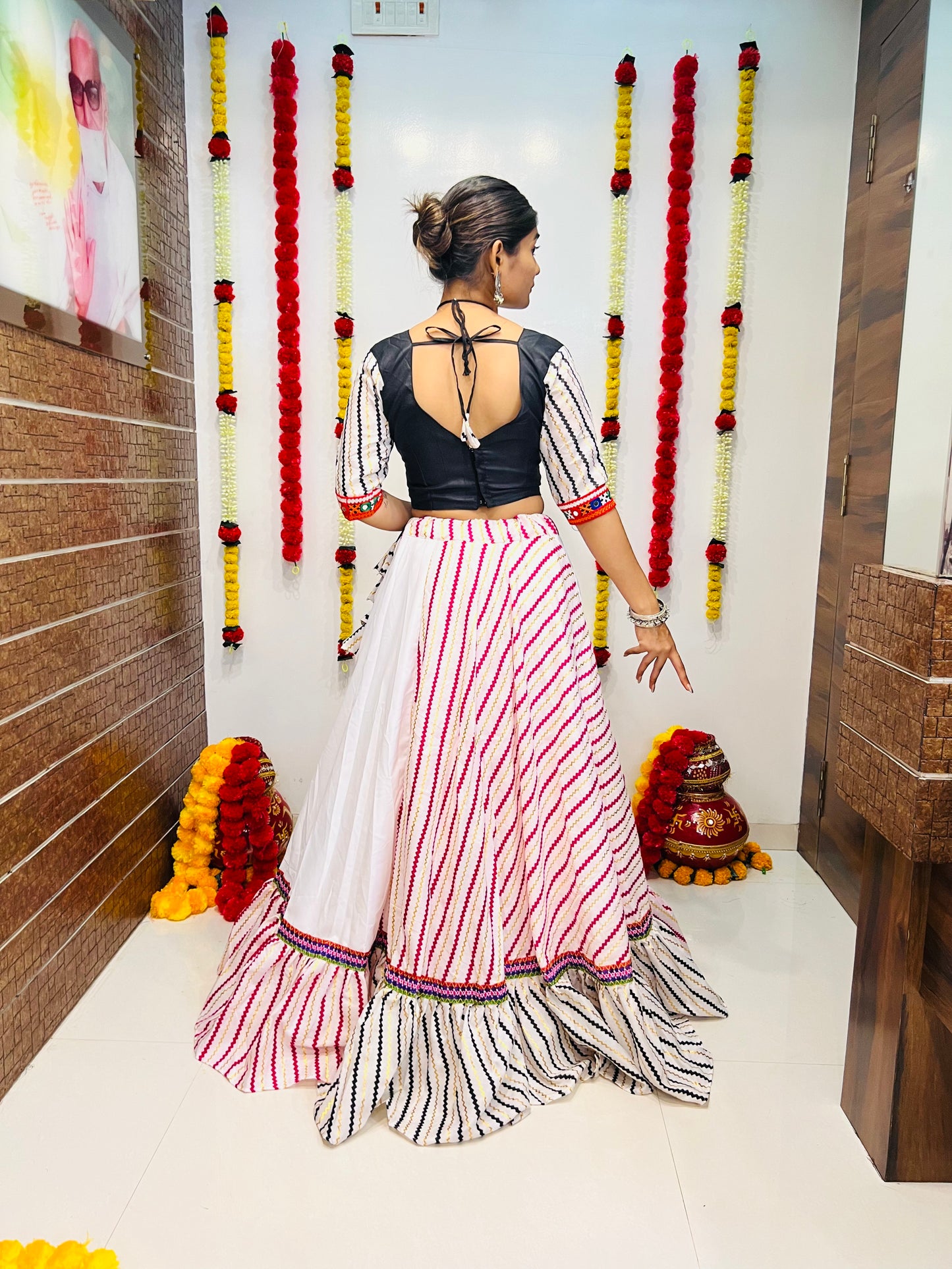 Rajwadi White & Multicolor Stripe Navratri Chaniya Choli with Black Blouse & Dupatta