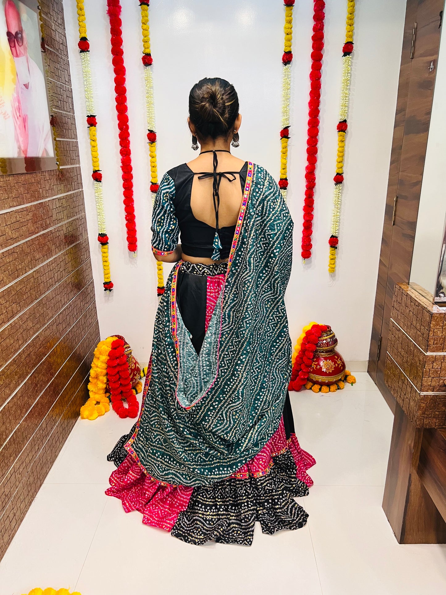 Bandhani Navratri Chaniya Choli – Black & Pink Cotton Silk Lehenga with Bandhej Dupatta