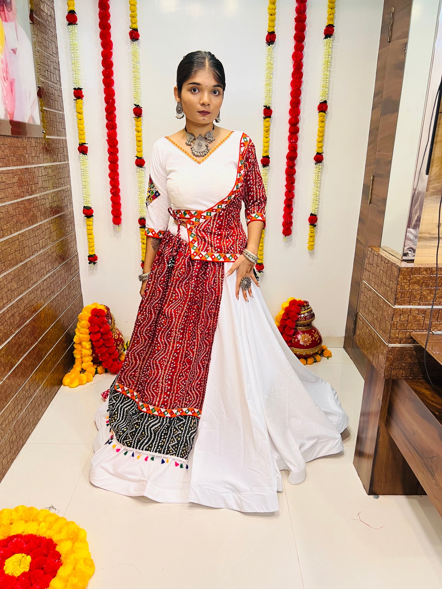 Rajwadi Navratri Red & White Printed Gamthi Chaniya Choli