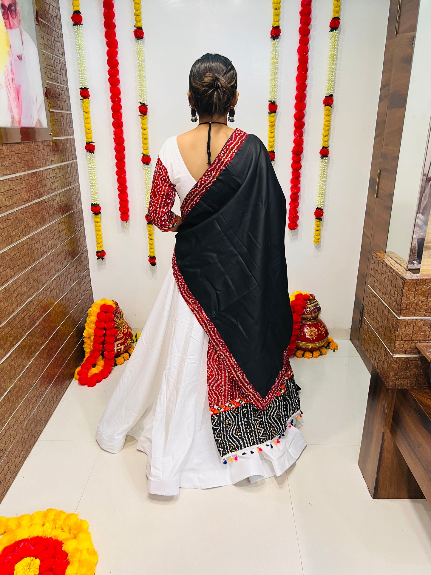 Rajwadi Navratri Red & White Printed Gamthi Chaniya Choli