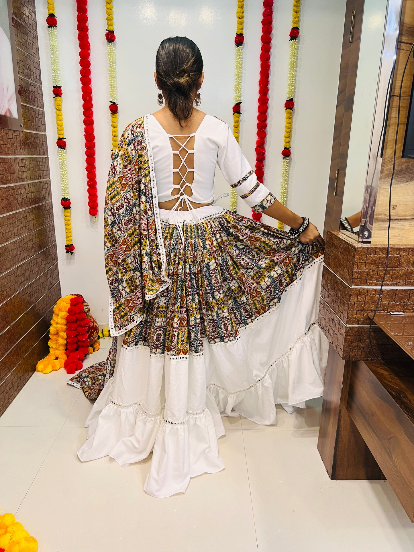 White Printed Silk Navratri Chaniya Choli with Mirror Lace Work – Premium Collection 2025