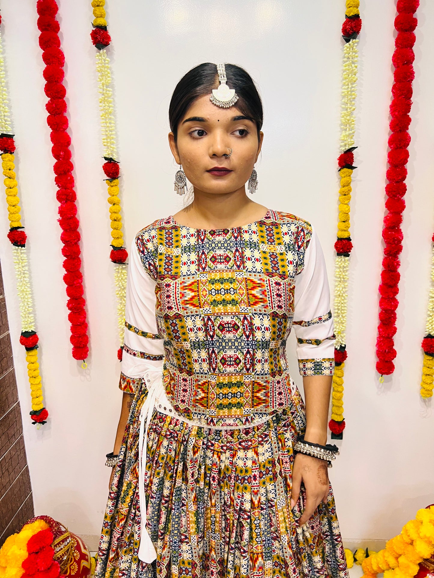 White Printed Silk Navratri Chaniya Choli with Mirror Lace Work – Premium Collection 2025