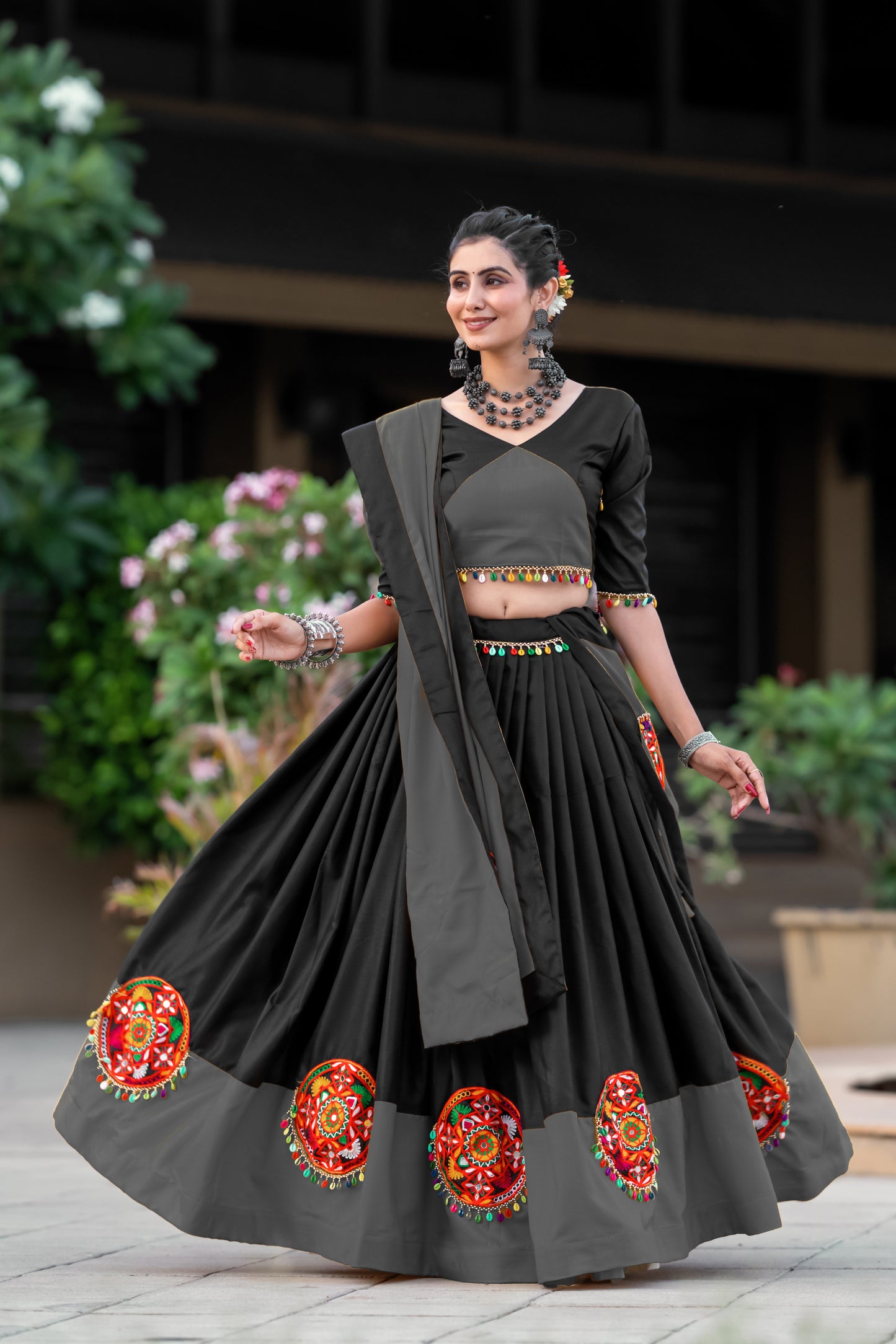 Black Embroidered Navratri Chaniya Choli with Dupatta – Traditional Garba Outfit