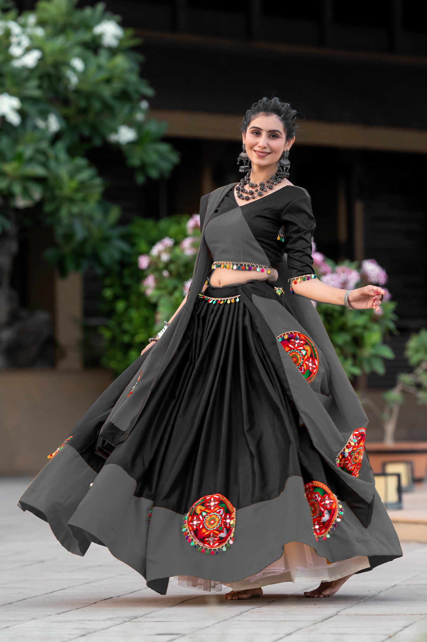 Black Embroidered Navratri Chaniya Choli with Dupatta – Traditional Garba Outfit