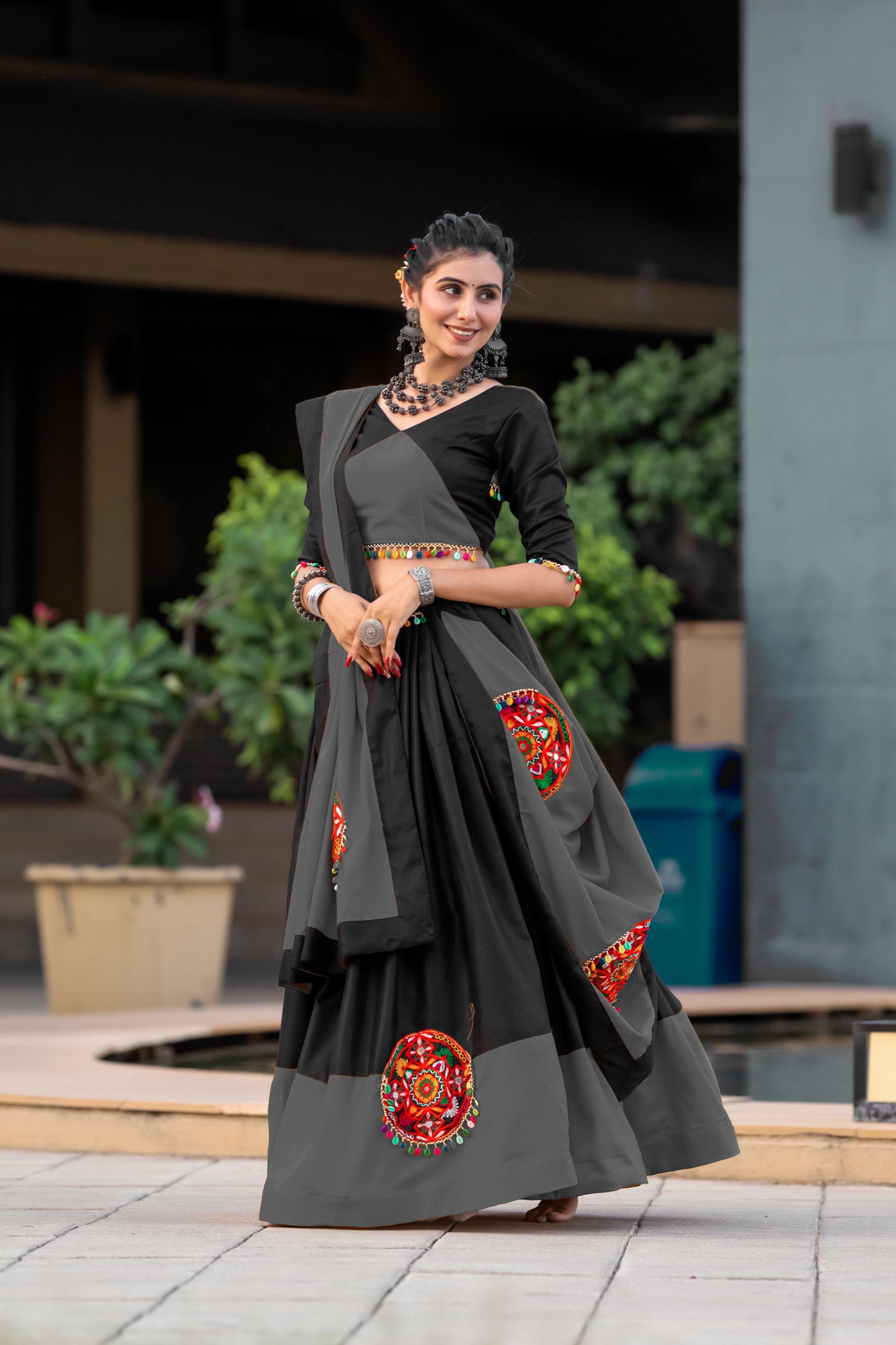 Black Embroidered Navratri Chaniya Choli with Dupatta – Traditional Garba Outfit