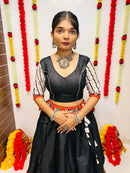 Black & White Gamthi Work Chaniya Choli – Navratri Special Rajwadi