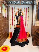Elegant Black Navratri Chaniya Choli with Vibrant Gamthi & Mirror Work Dupatta