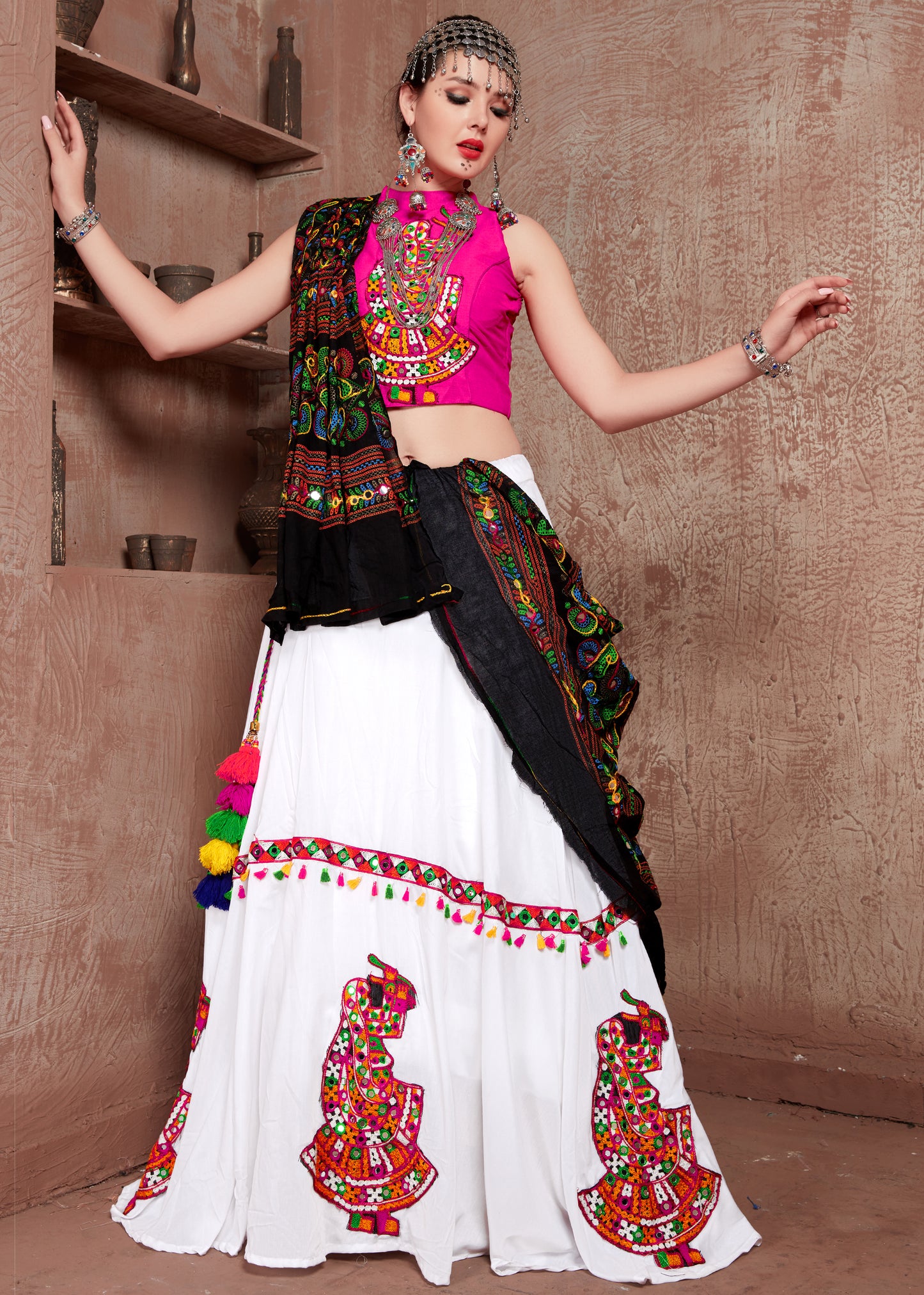 Navratri Special Pink & White Chaniya Choli with Black Embroidered Dupatta – Garba & Festival Wear