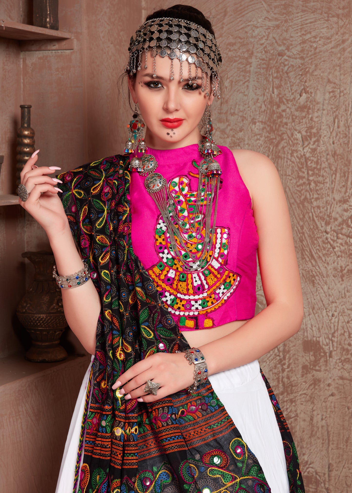 Navratri Special Pink & White Chaniya Choli with Black Embroidered Dupatta – Garba & Festival Wear