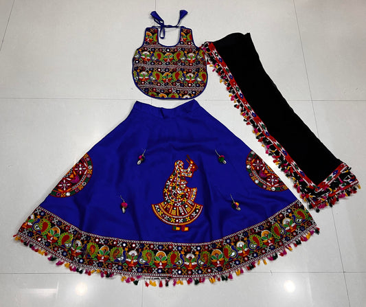 Royal Blue Kids Navratri Chaniya Choli with Garba Embroidery & Dupatta (8–9 Years)