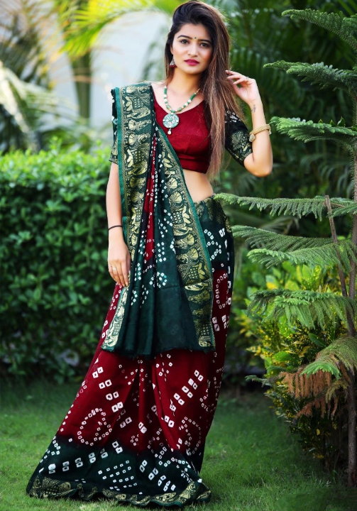Maroon & Green Bandhani Saree with Golden Zari Border – Traditional Ethnic Wear