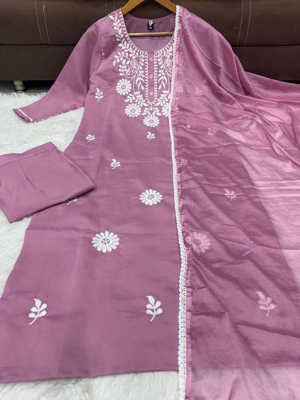 Elegant Pink Embroidered Kurti Pant with Dupatta Set – Party Wear 3 Piece Suit