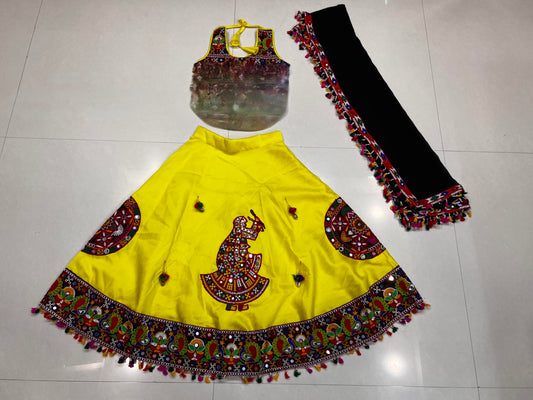 Lemon Kids Navratri Chaniya Choli with Embroidered Garba Dancer & Dupatta (8–9 Years)